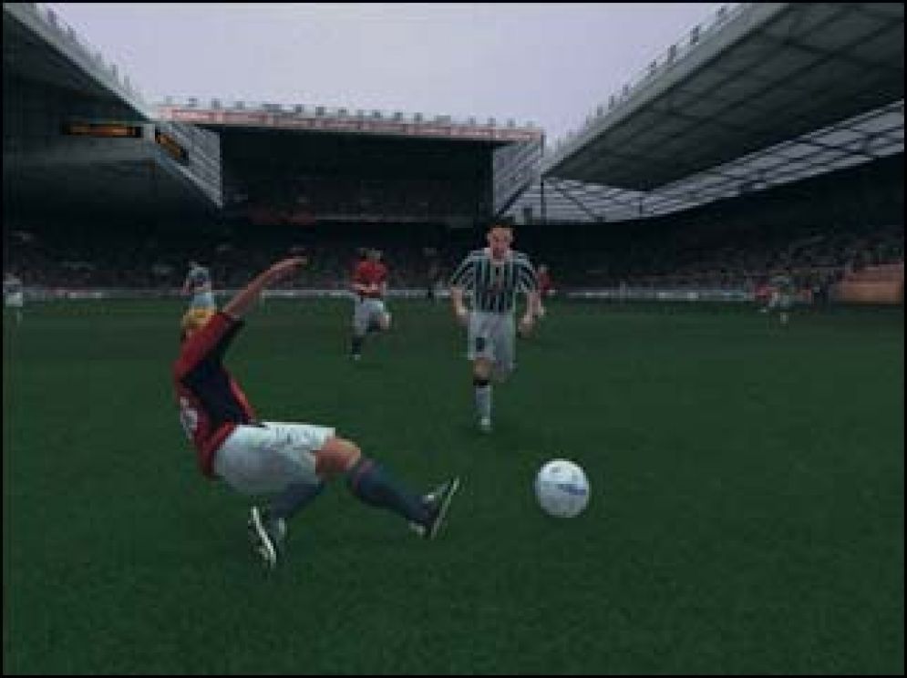 Screenshot ze hry FIFA Soccer 2004 - Recenze-her.cz