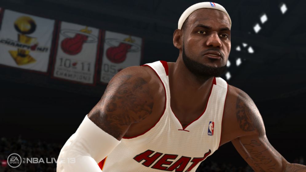 Screenshot ze hry NBA Live 13 - Recenze-her.cz