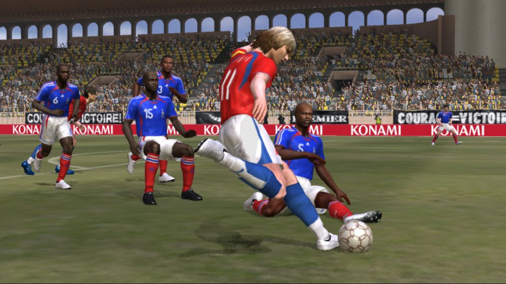 Screenshot ze hry Pro Evolution Soccer 6 - Recenze-her.cz