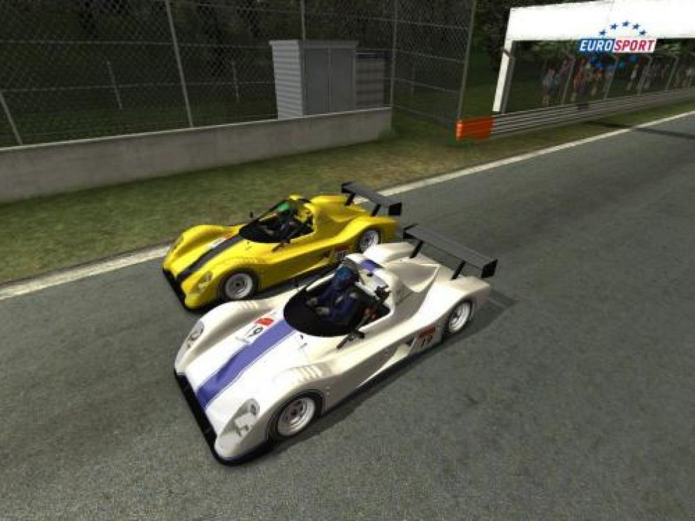 Screenshot ze hry Race On - Recenze-her.cz